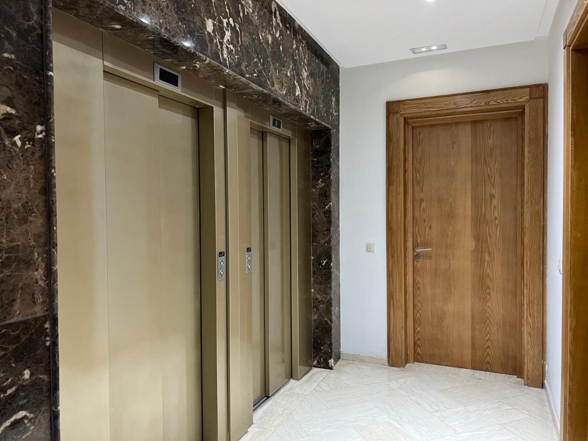 Luxury Apart 2 Ch -Casa Finance City Casablanca Extérieur photo