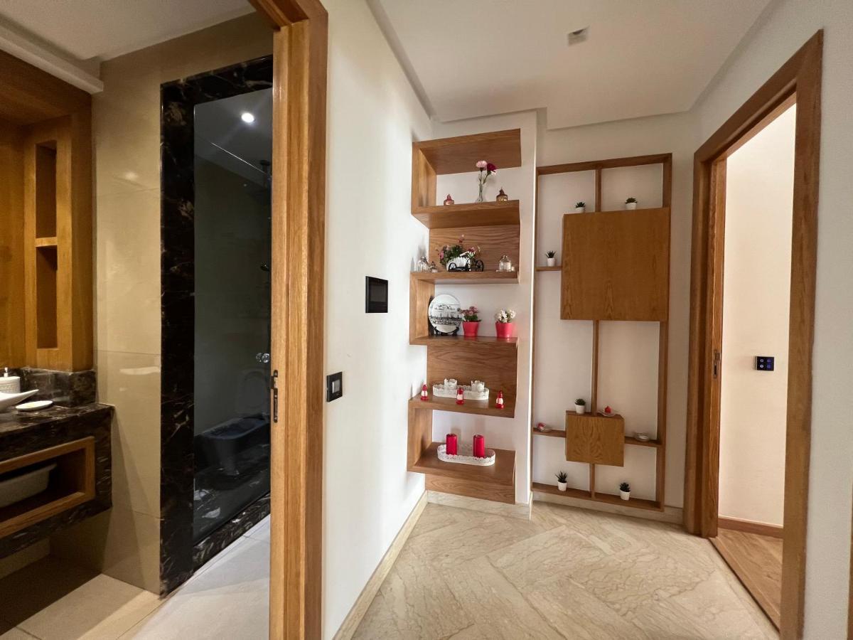 Luxury Apart 2 Ch -Casa Finance City Casablanca Extérieur photo